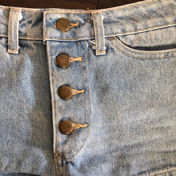 American apparel button fly shorts - Picture 3 of 4